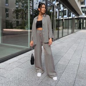 Zara 2 Oiece Multicolored Geometric Top & Wide Leg Pants Co Ord Set